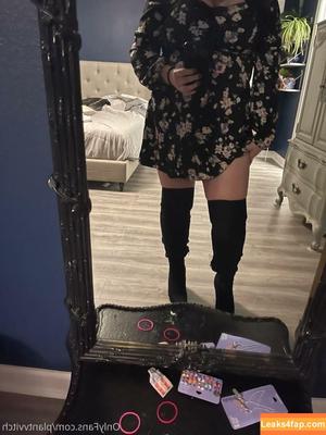 plantvvitch photo #0013