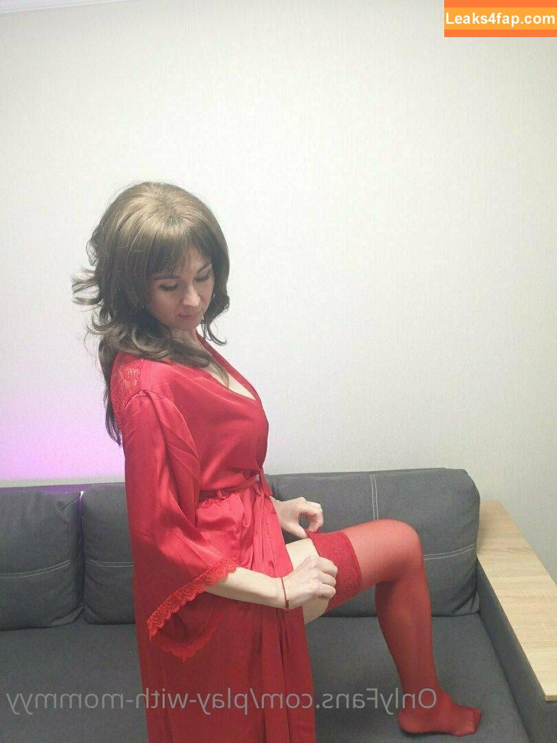 play-with-mommyy /  leaked photo photo #0027
