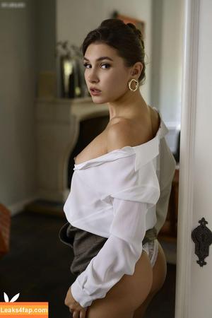Playboy International photo #3010