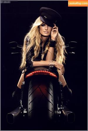 Playboy International фото #4695