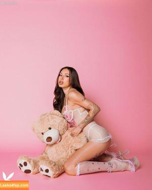Playboy International фото #6457