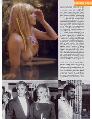 Playboy International photo #7299