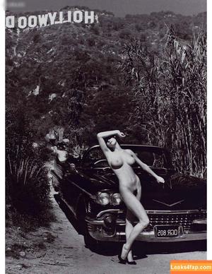 Playboy International photo #7347