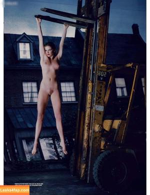 Playboy International photo #7357