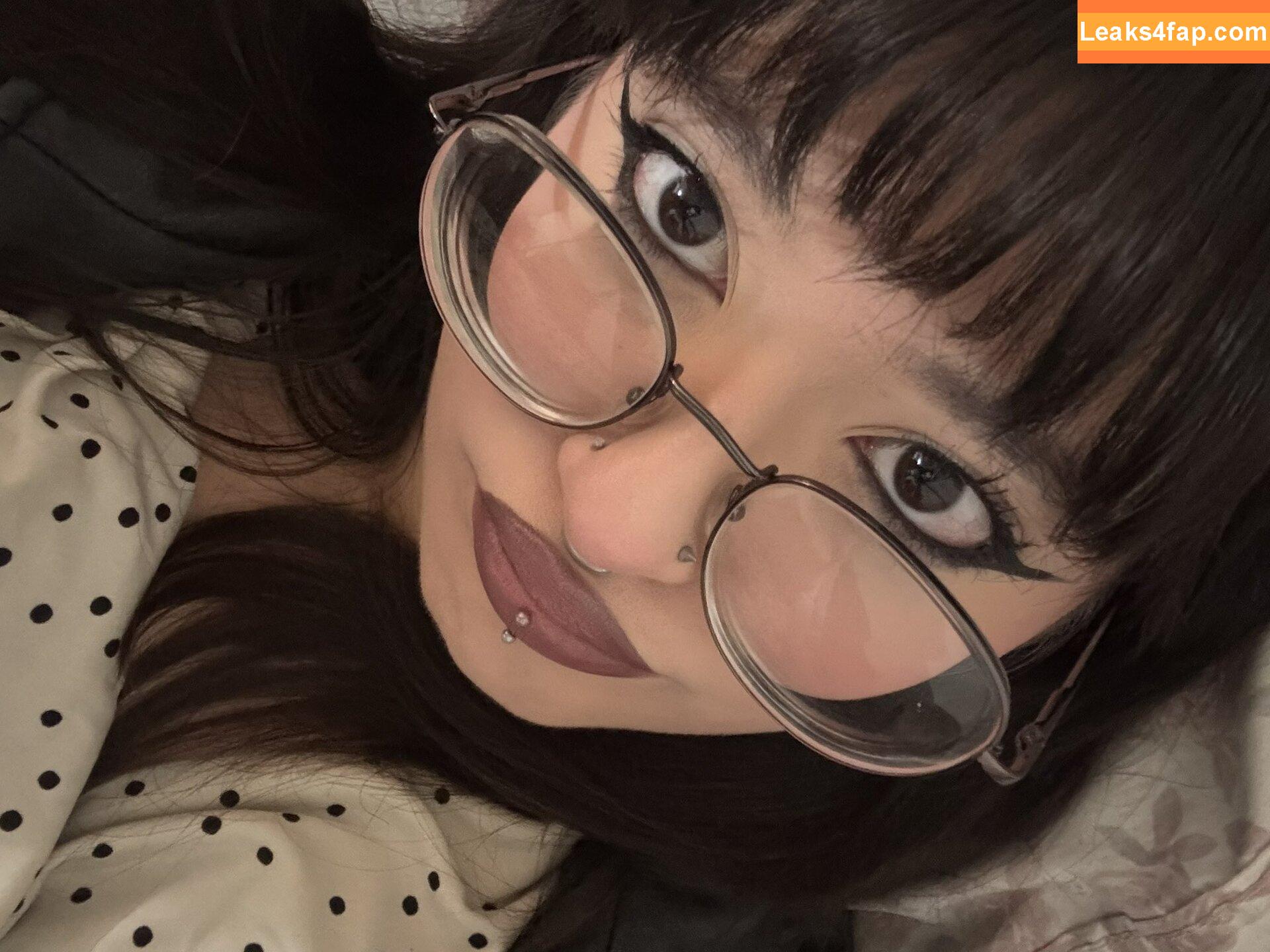 plsmeowtome / marlenareyess слитое фото фото #0021