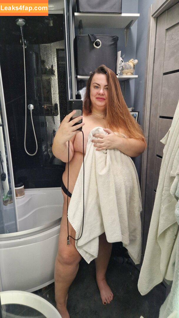 plussize_model /  leaked photo photo #0001