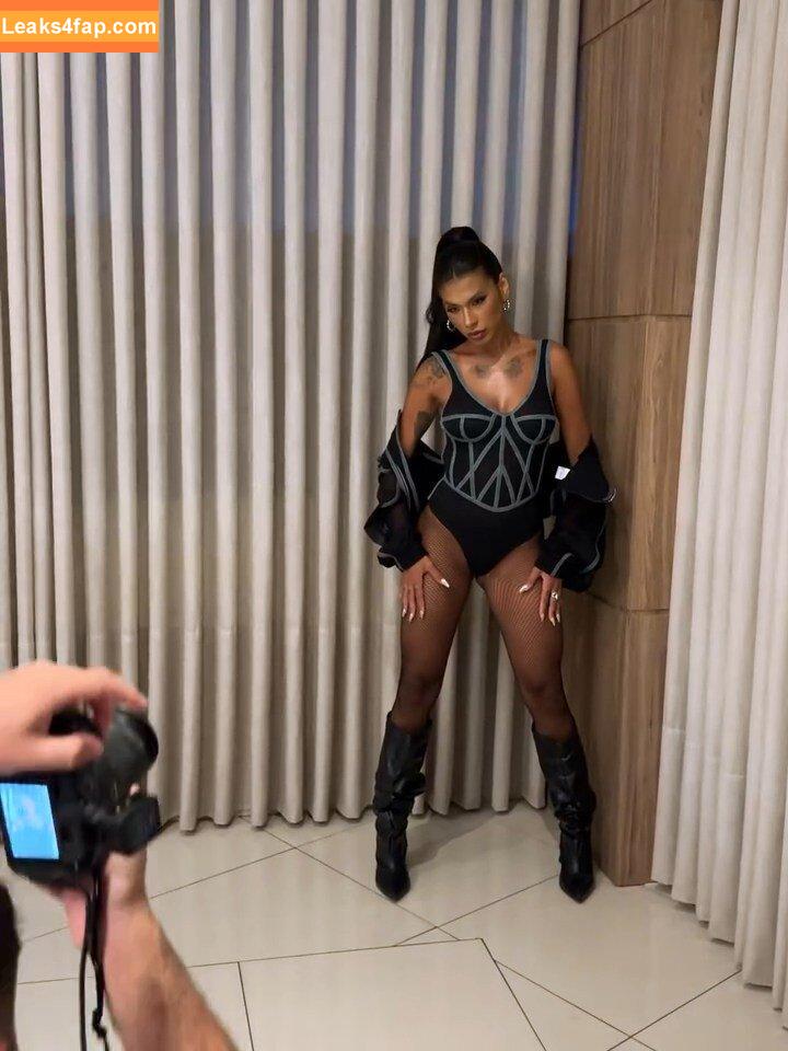 Pocah / pocahontasoficial leaked photo photo #0186