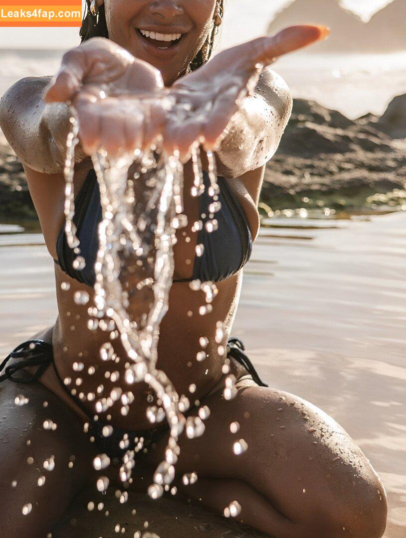 Pocah / pocahontasoficial leaked photo photo #0228