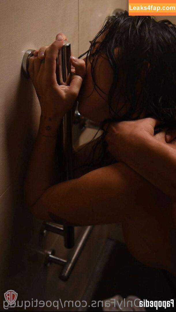 Poetique /  leaked photo photo #0003