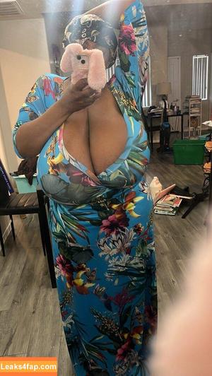 PoetryStudios photo #0020