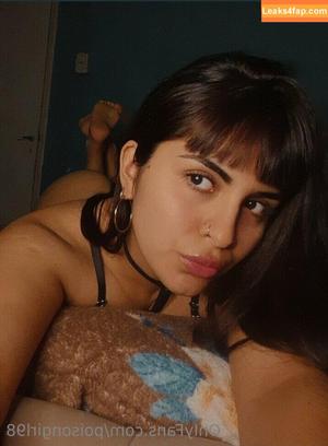poisongirl98 photo #0021