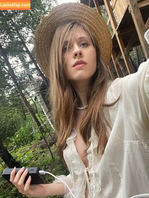 Polina Gentle Beast фото #0008