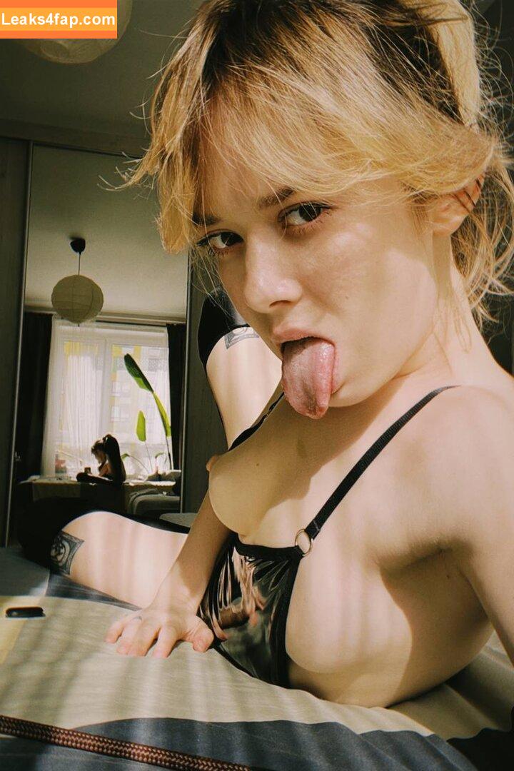 Polina Knyazeva / polushatolstusha leaked photo photo #0435