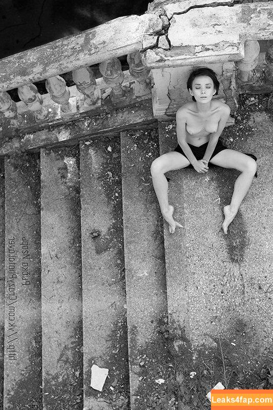 Polina Knyazeva / polushatolstusha leaked photo photo #0538