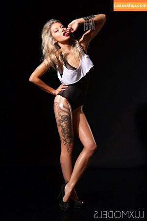 Polina Logunova photo #0022