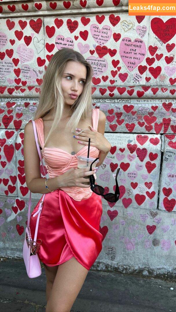Polina Malinovskaya / polinamalinovskaya leaked photo photo #0164