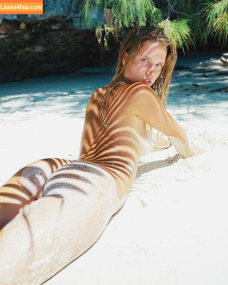 Polina Malinovskaya / polinamalinovskaya leaked photo photo #0466