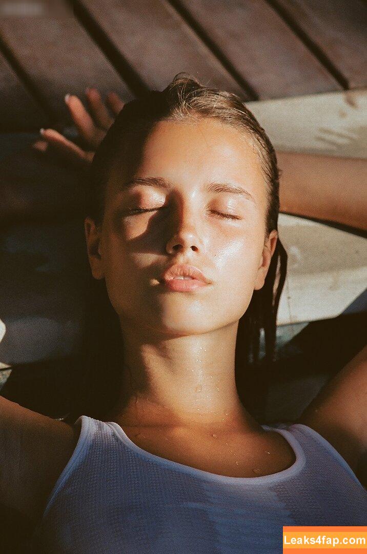 Polina Malinovskaya / polinamalinovskaya leaked photo photo #0958