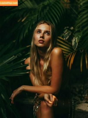 Polina Malinovskaya photo #0091