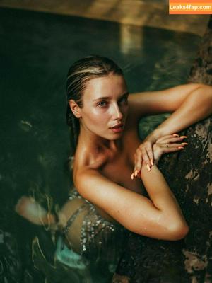 Polina Malinovskaya photo #0094