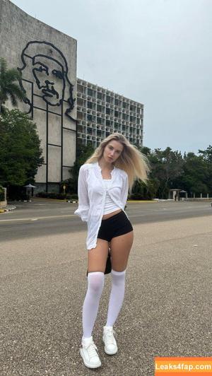 Polina Malinovskaya photo #0700