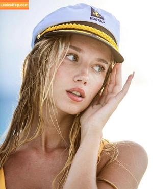 Polina Malinovskaya photo #0862