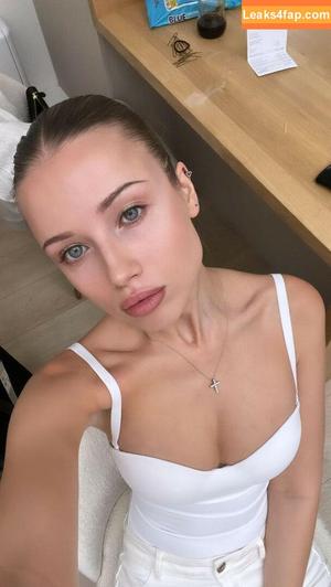 Polina Malinovskaya photo #0943