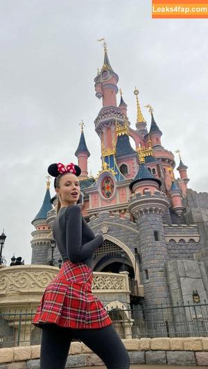 Polina Malinovskaya photo #0948