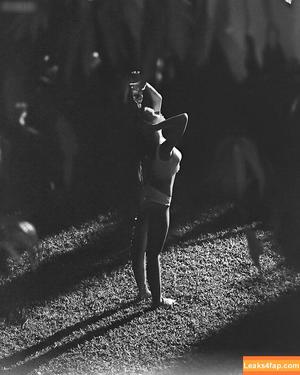 Polina Malinovskaya photo #0962