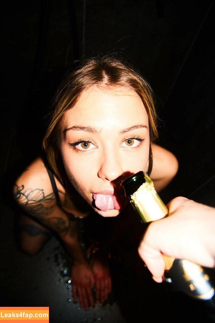 Polina Rahmanova / The.poli.ce Aka Poli.pops / the.poli.ce leaked photo photo #0023