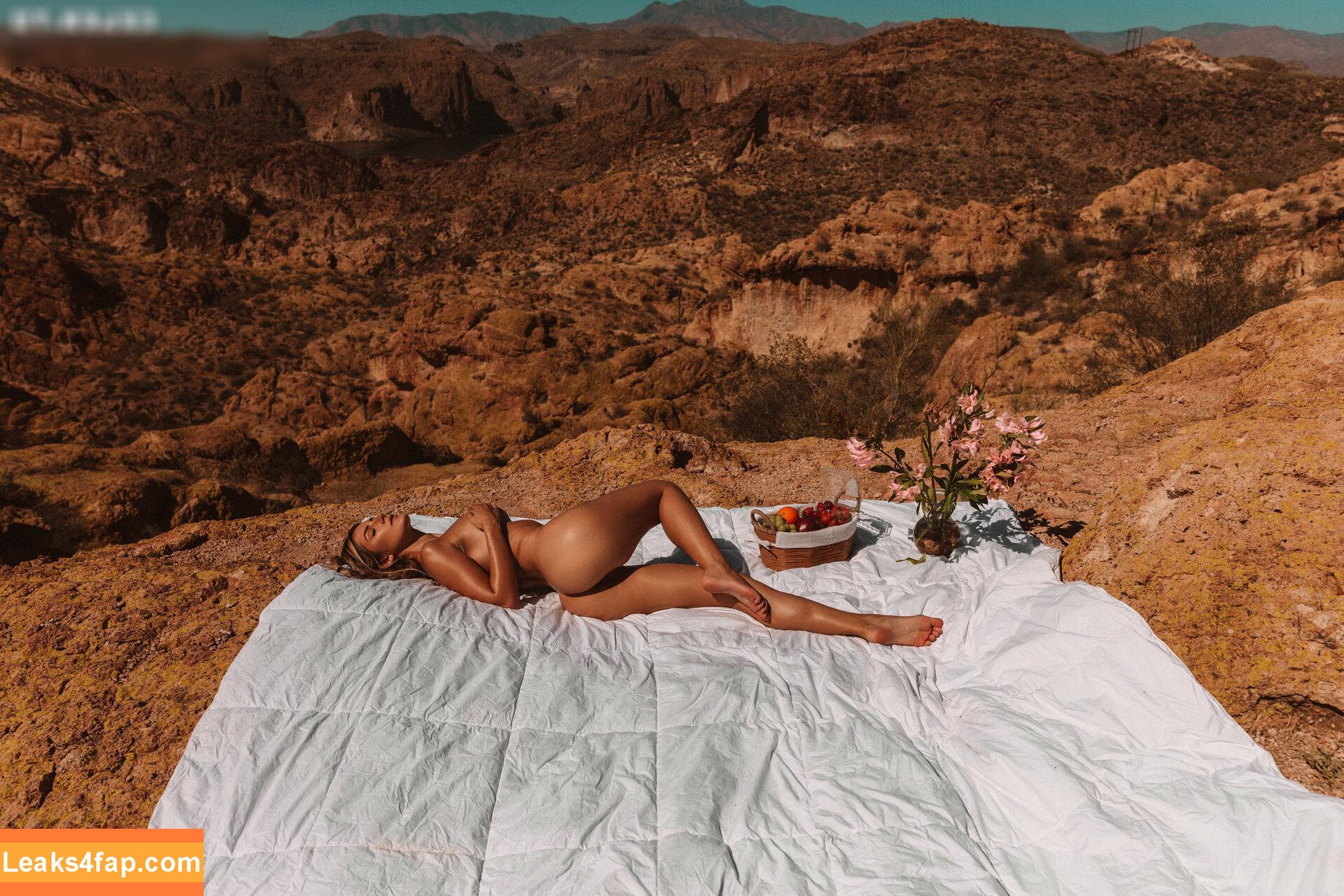 Polina Sitnova / polinasitnova / polinasitnva leaked photo photo #0243