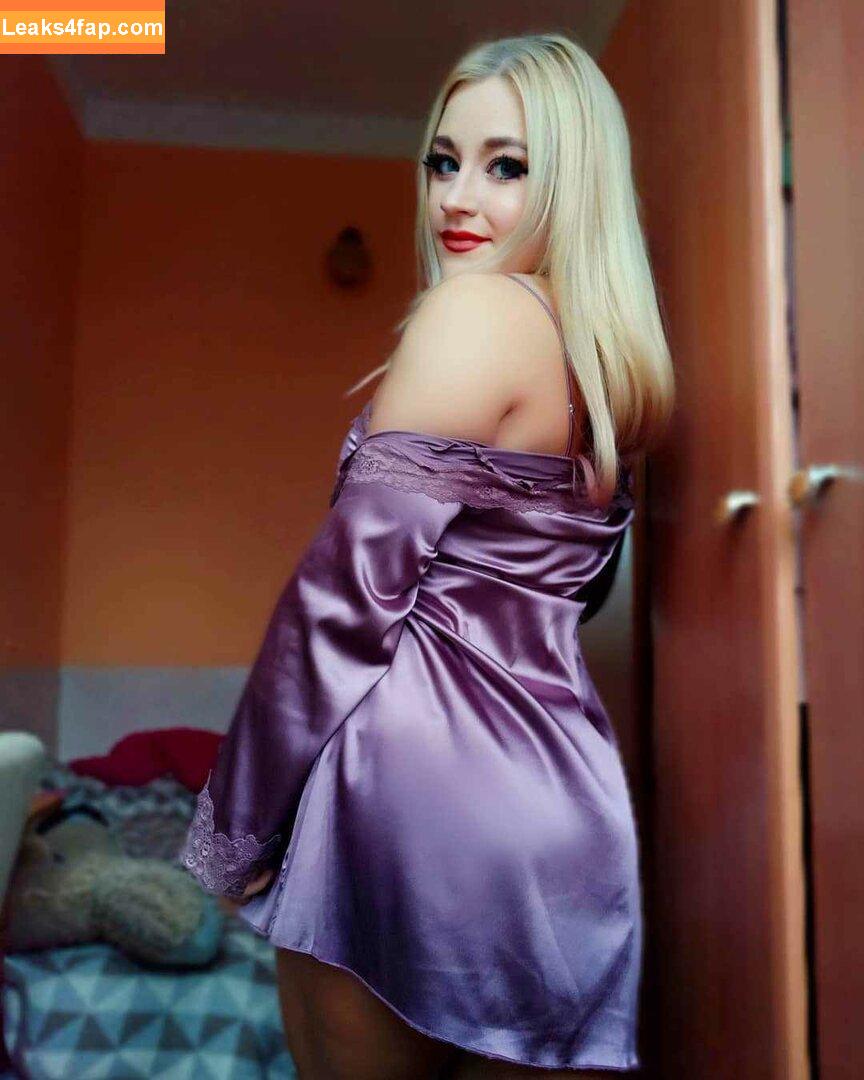 Polish Girl / blondiolenka / natiah_h / polishgirlvip leaked photo photo #0024