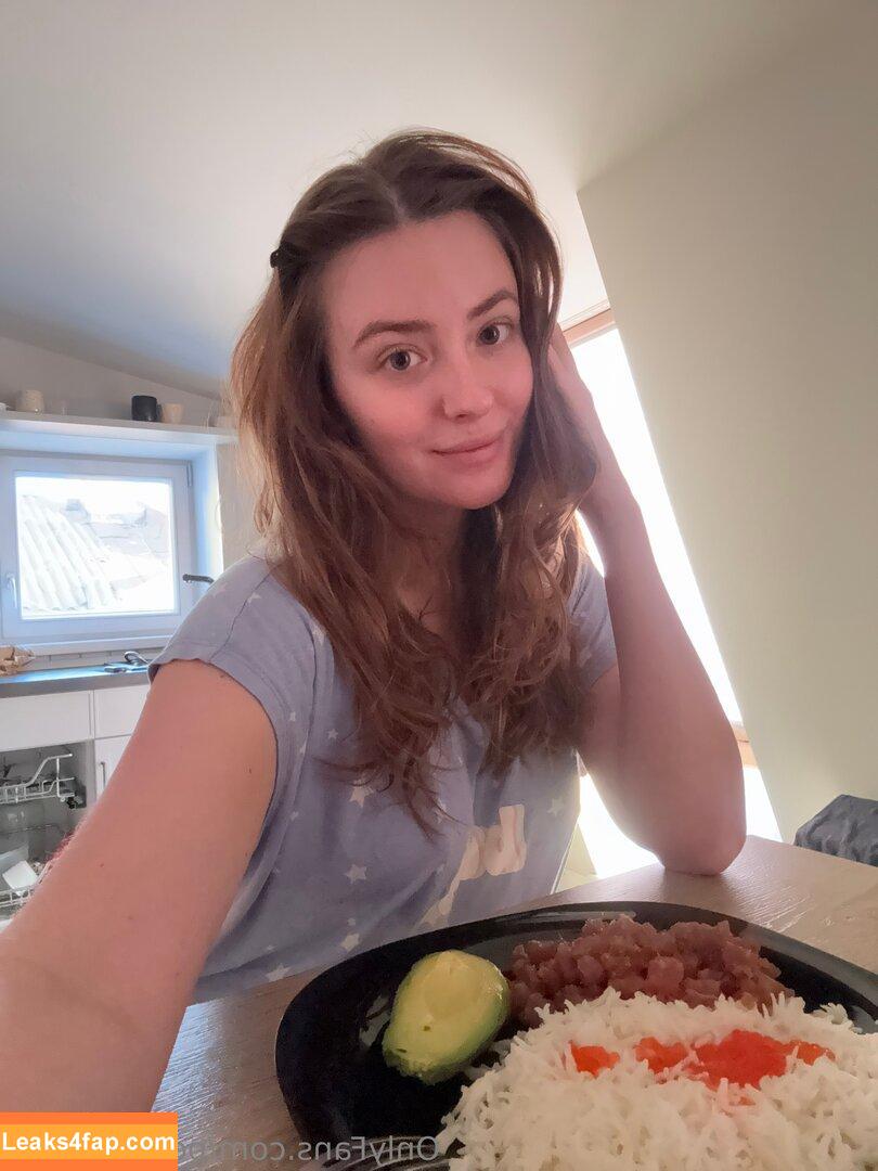 polly_private /  leaked photo photo #0031