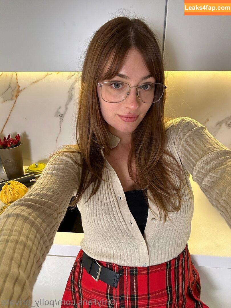 polly_private /  leaked photo photo #0043