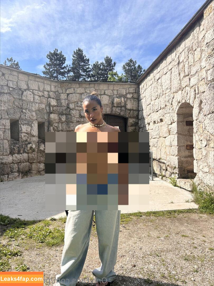 pollycardova / polly.cardova leaked photo photo #0010