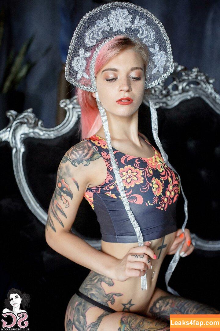 pollypolly / pixie_polly / polly.lolly leaked photo photo #0011