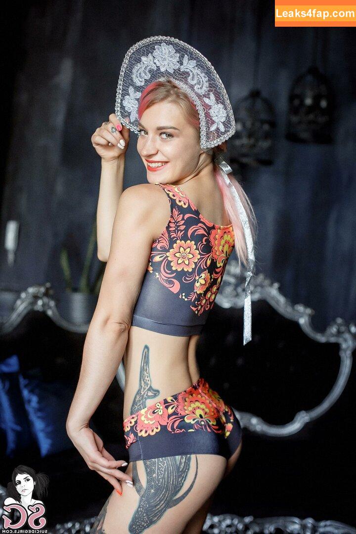 pollypolly / pixie_polly / polly.lolly leaked photo photo #0019