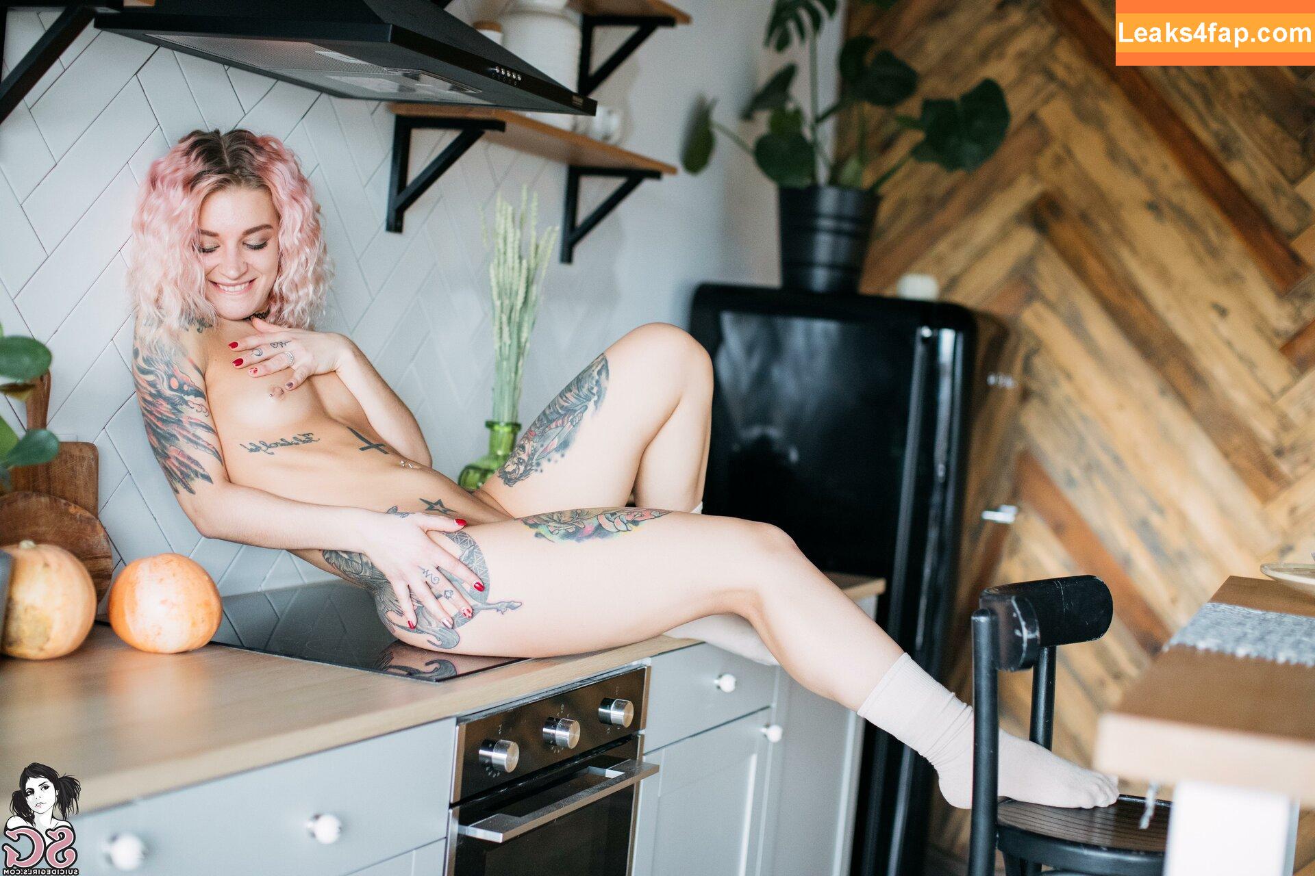 pollypolly / pixie_polly / polly.lolly leaked photo photo #0118