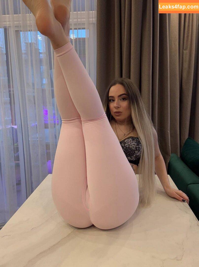 polya_shka_link / Polly_berry / twerk_poll1na leaked photo photo #0001