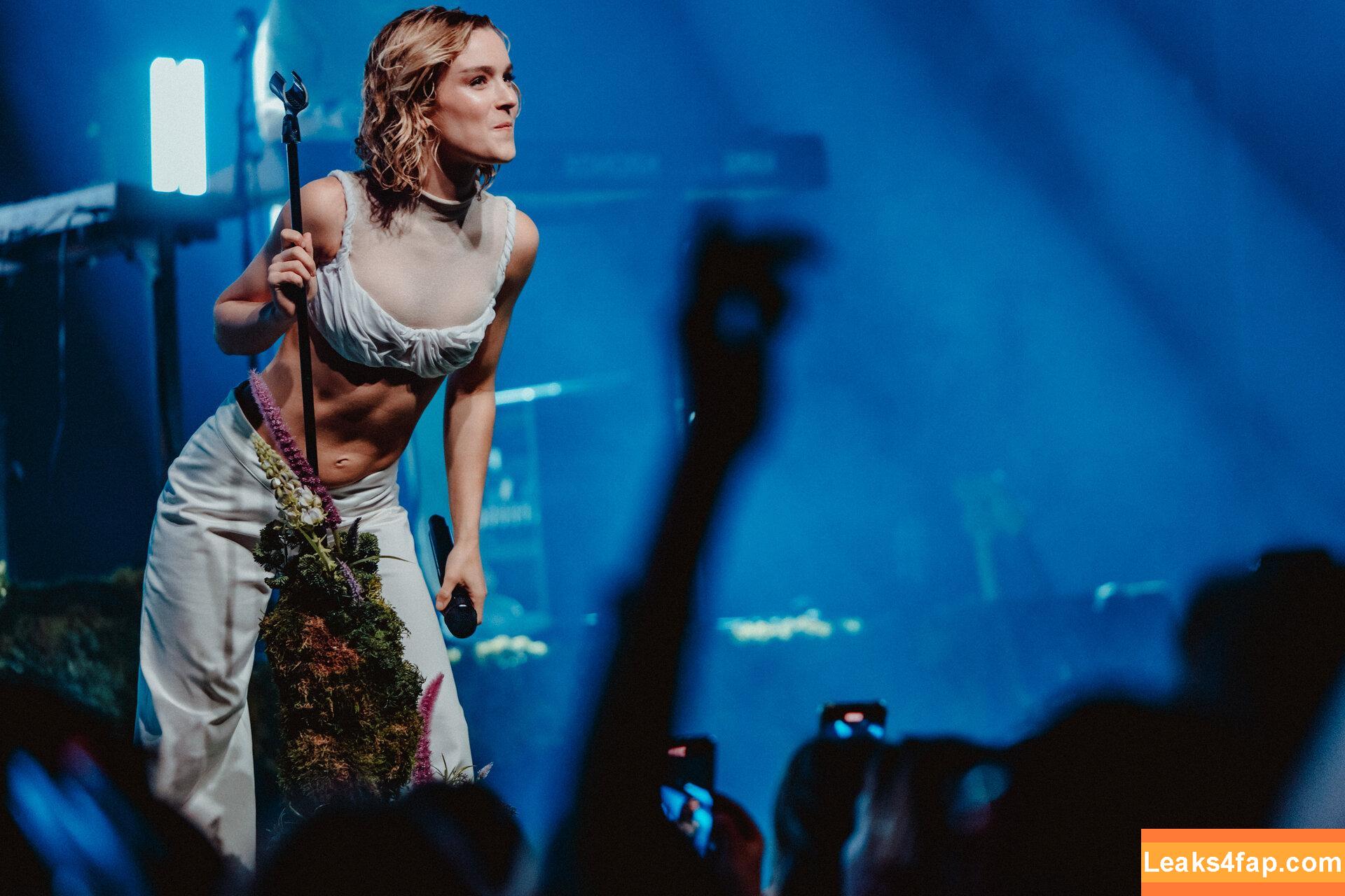 Pommelien Thijs / pommelienthijs / pommelinetilliere слитое фото фото #0005