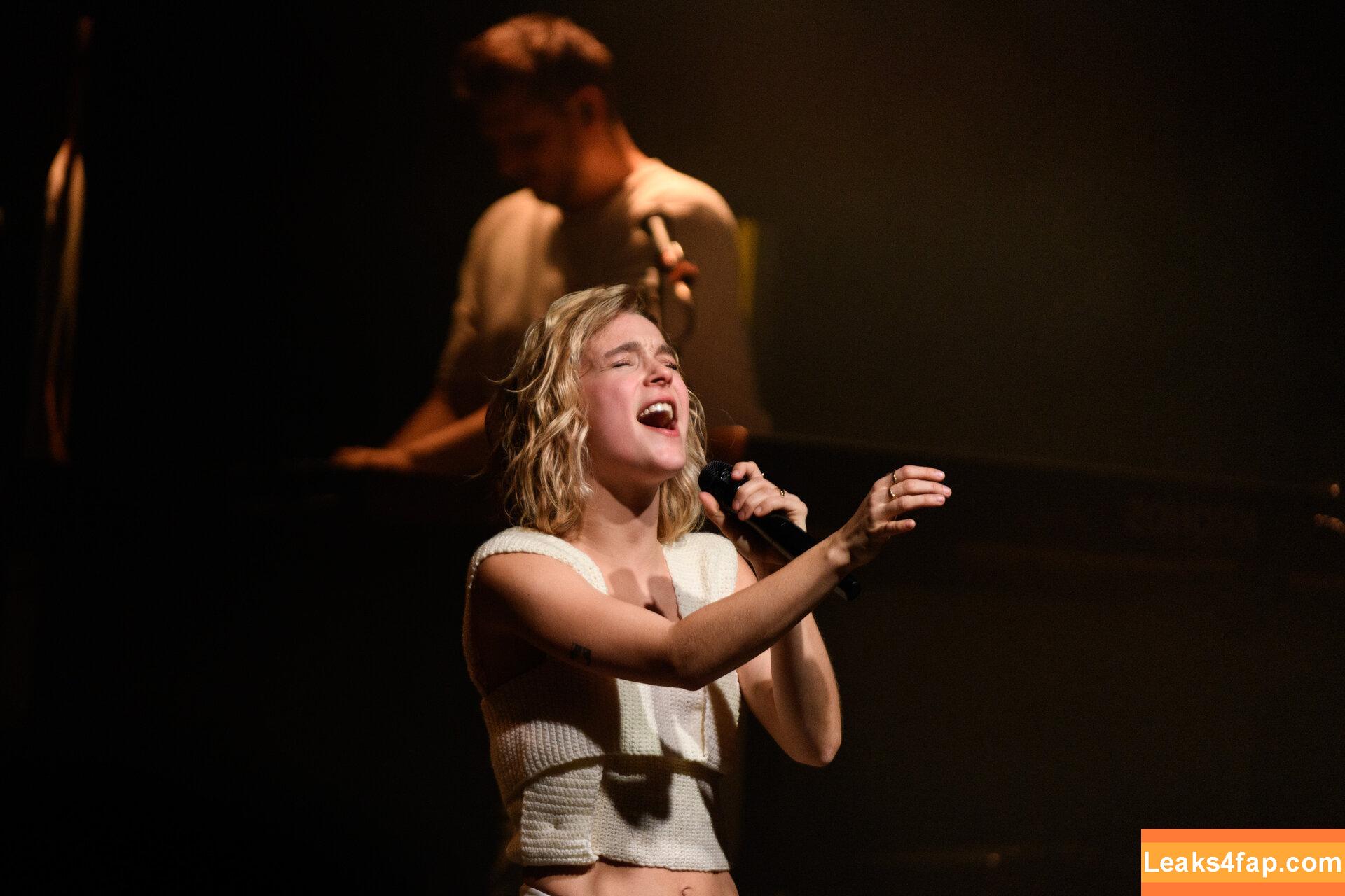 Pommelien Thijs / pommelienthijs / pommelinetilliere слитое фото фото #0026