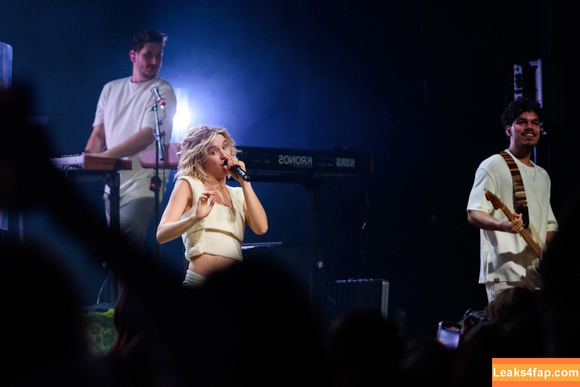 Pommelien Thijs / pommelienthijs / pommelinetilliere слитое фото фото #0028