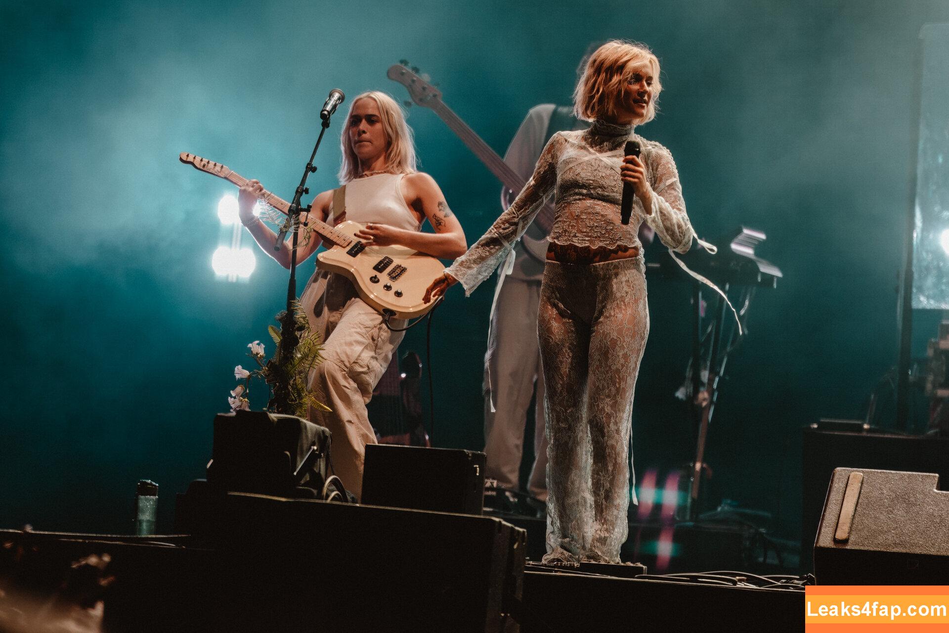 Pommelien Thijs / pommelienthijs / pommelinetilliere слитое фото фото #0049