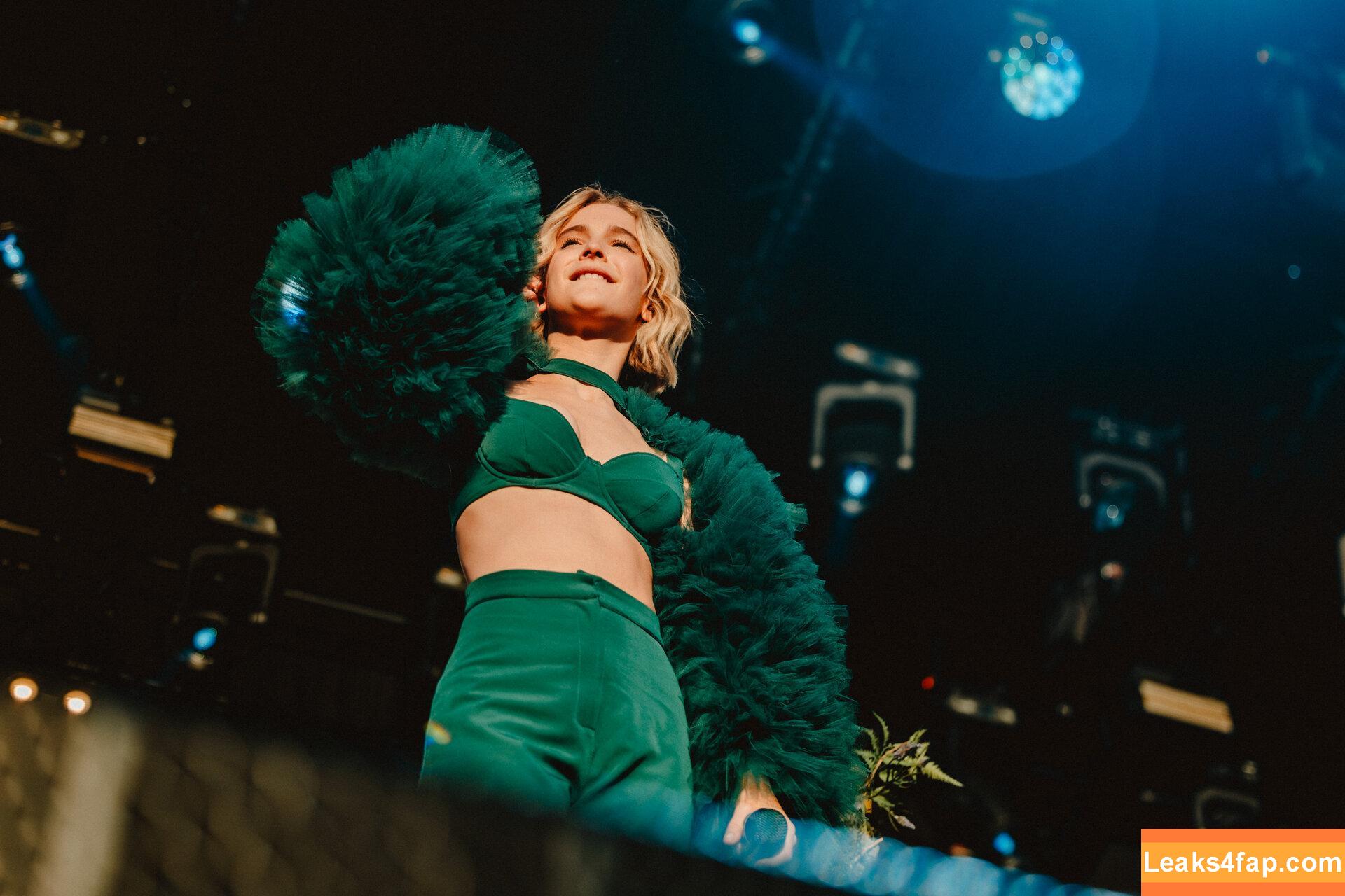 Pommelien Thijs / pommelienthijs / pommelinetilliere слитое фото фото #0052