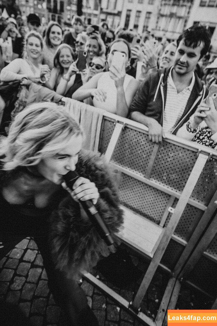 Pommelien Thijs / pommelienthijs / pommelinetilliere слитое фото фото #0054