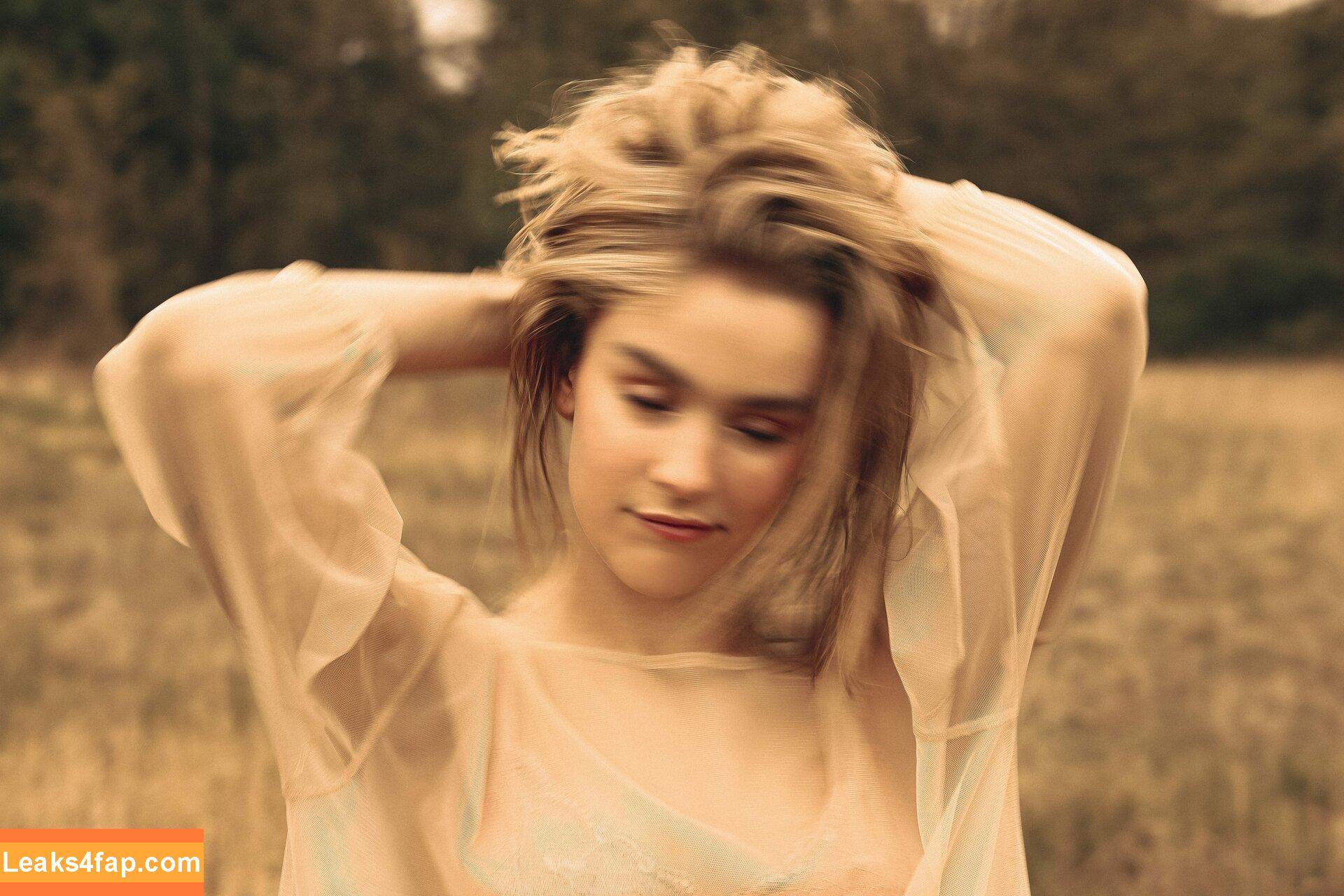 Pommelien Thijs / pommelienthijs / pommelinetilliere слитое фото фото #0078