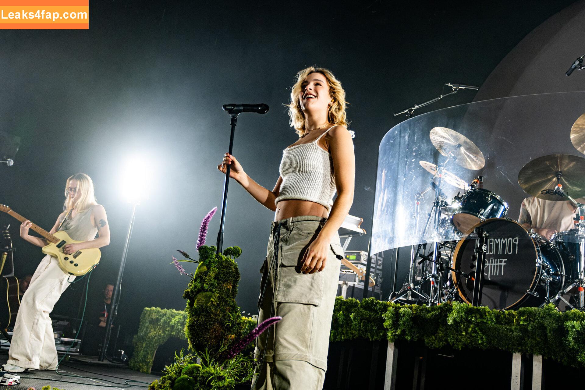 Pommelien Thijs / pommelienthijs / pommelinetilliere слитое фото фото #0107