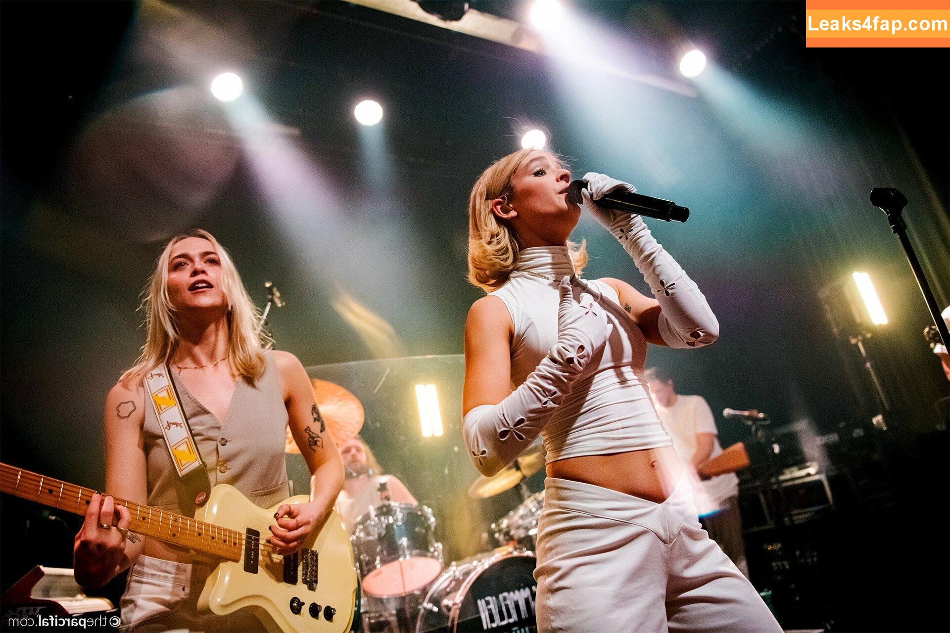 Pommelien Thijs / pommelienthijs / pommelinetilliere слитое фото фото #0114