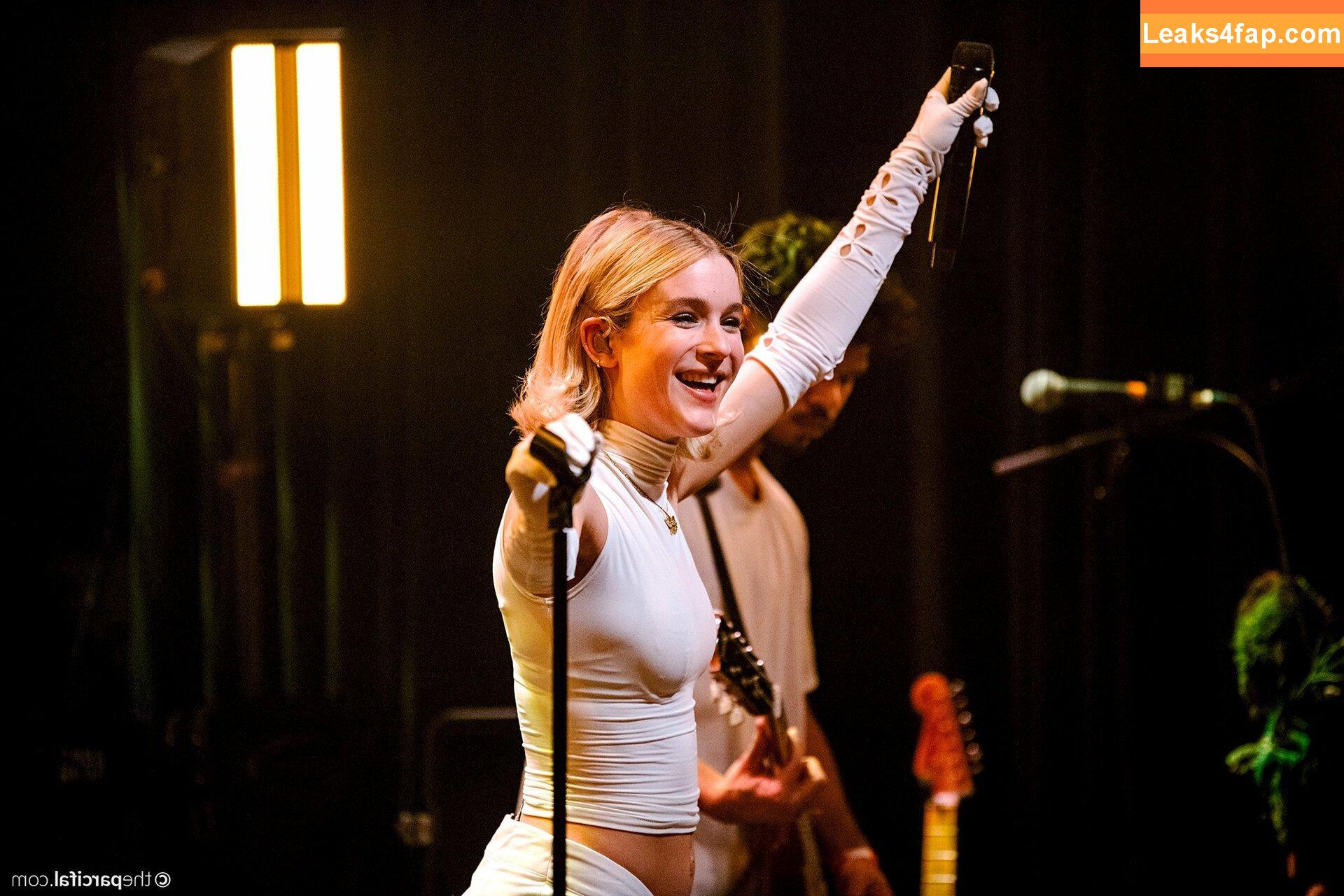 Pommelien Thijs / pommelienthijs / pommelinetilliere слитое фото фото #0117