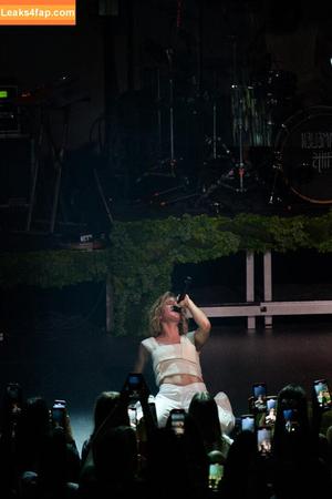 Pommelien Thijs фото #0038